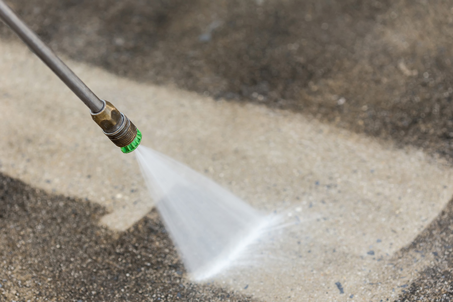 pressure washing a building parking lot tallahassee fl